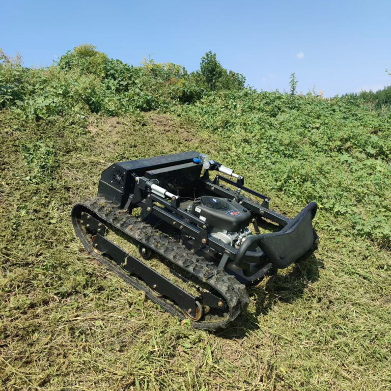 Remote Control Tracked Lawn Mower for Steep Slopes: Effortless Mowing on River Banks and Rough Terrain